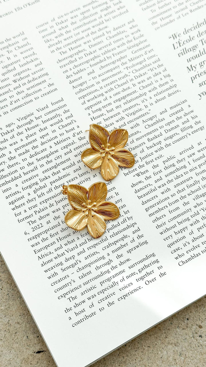 Lexi | Gold Plated Flower Earrings