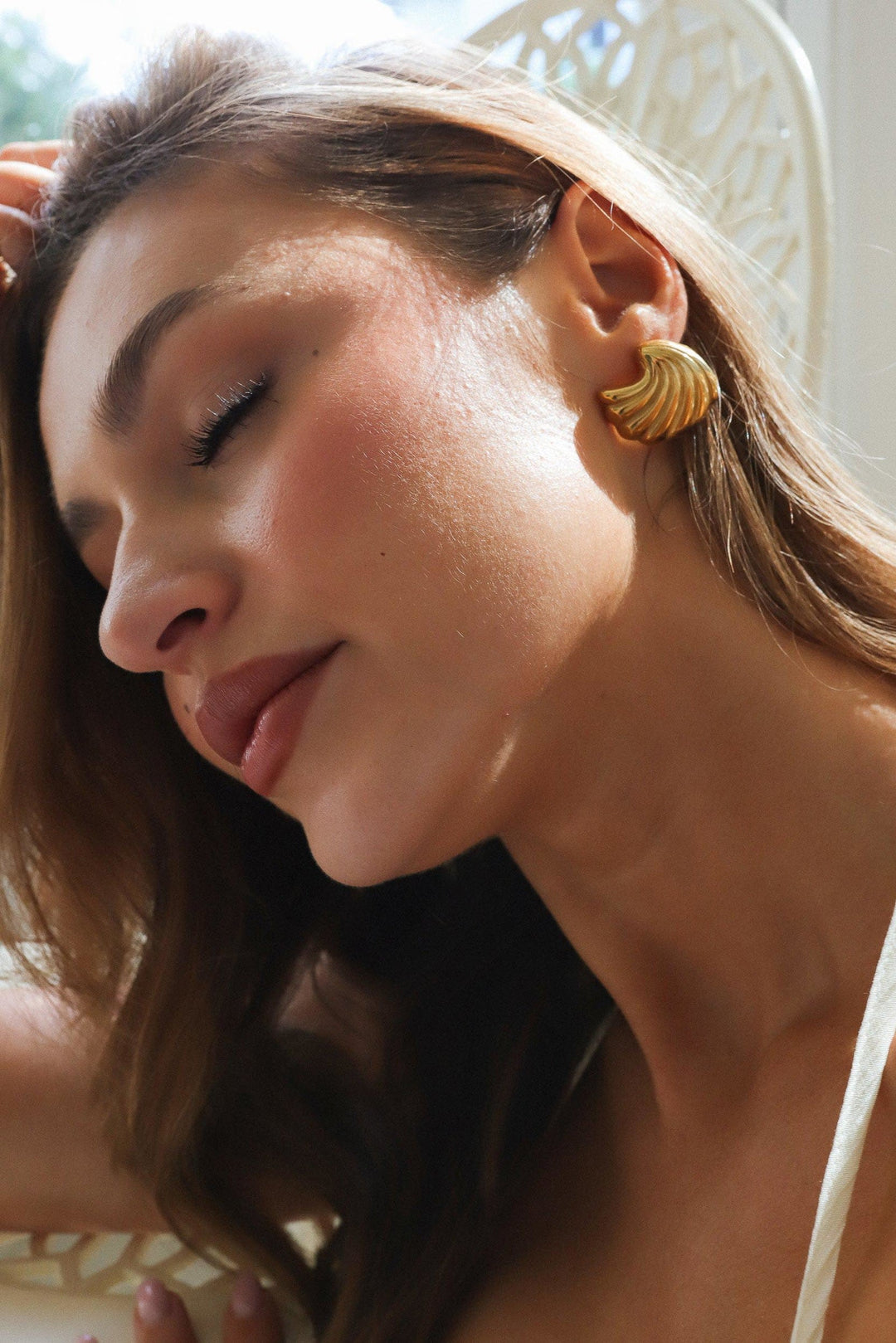 Emery | Gold Seashell Earrings
